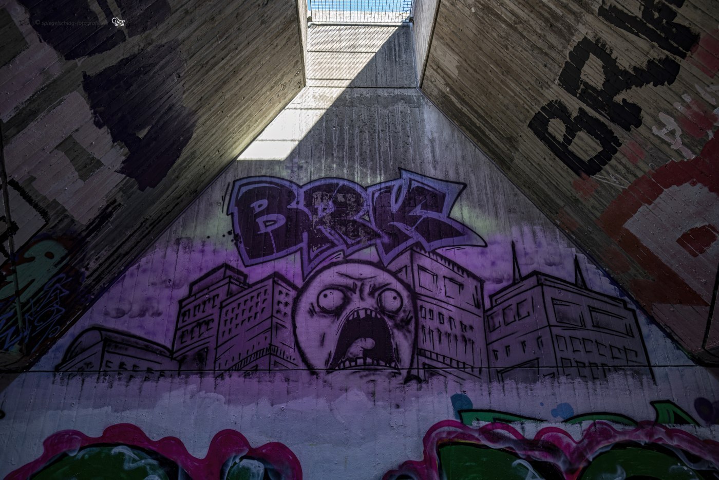 DSC1066__Graffiti